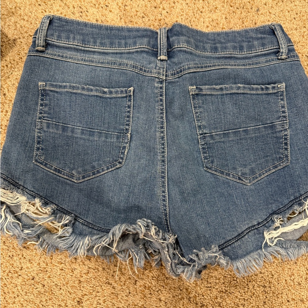Rewash Ripped Jean Shorts - Picture 3 of 3